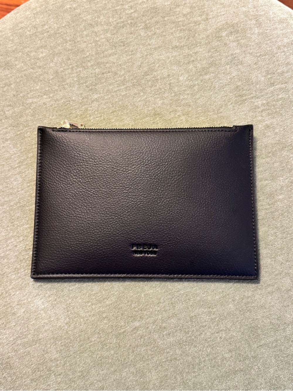 FREJA new york Zip Pouch